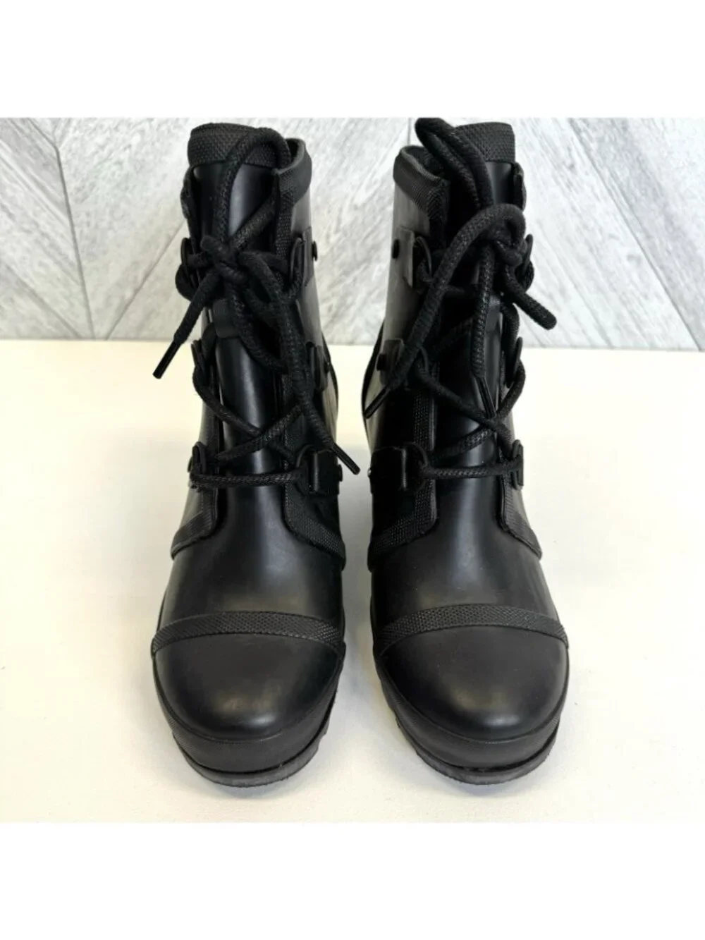Sorel Joan Wedge Heel Waterproof Rain Boots Women's Size 8.5 Black NL2524-010